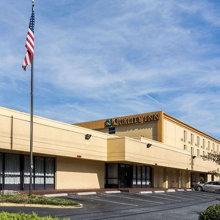 Quality Inn Near Joint Base Andrews-Washington Area Camp Springs Esterno foto