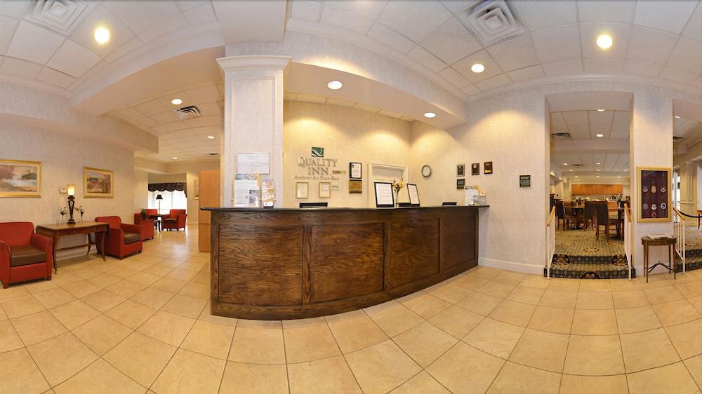 Quality Inn Near Joint Base Andrews-Washington Area Camp Springs Esterno foto
