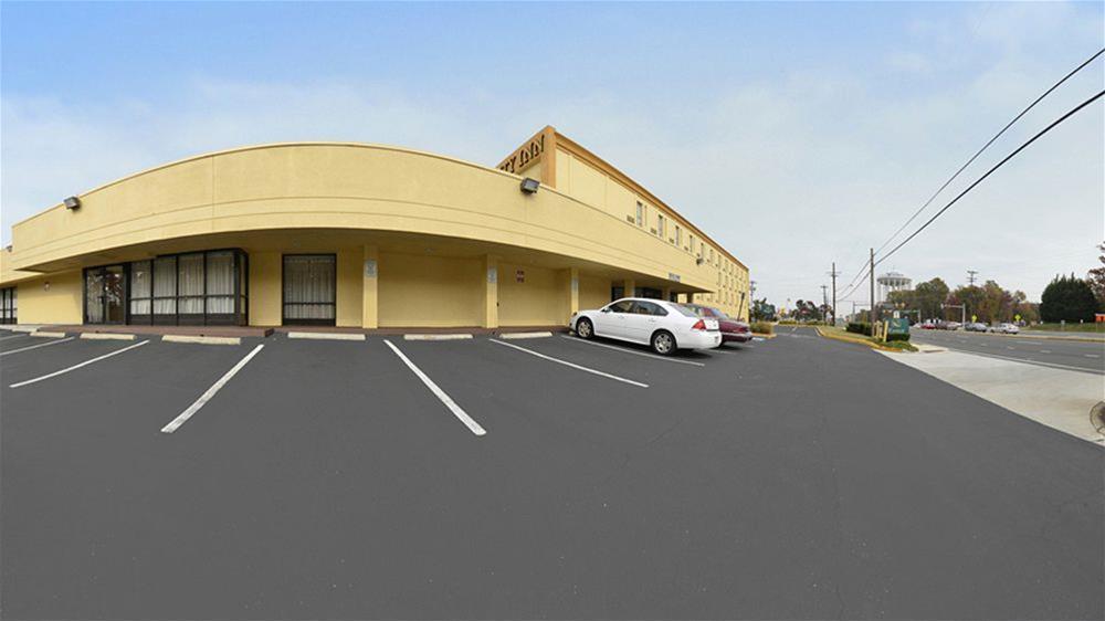 Quality Inn Near Joint Base Andrews-Washington Area Camp Springs Esterno foto