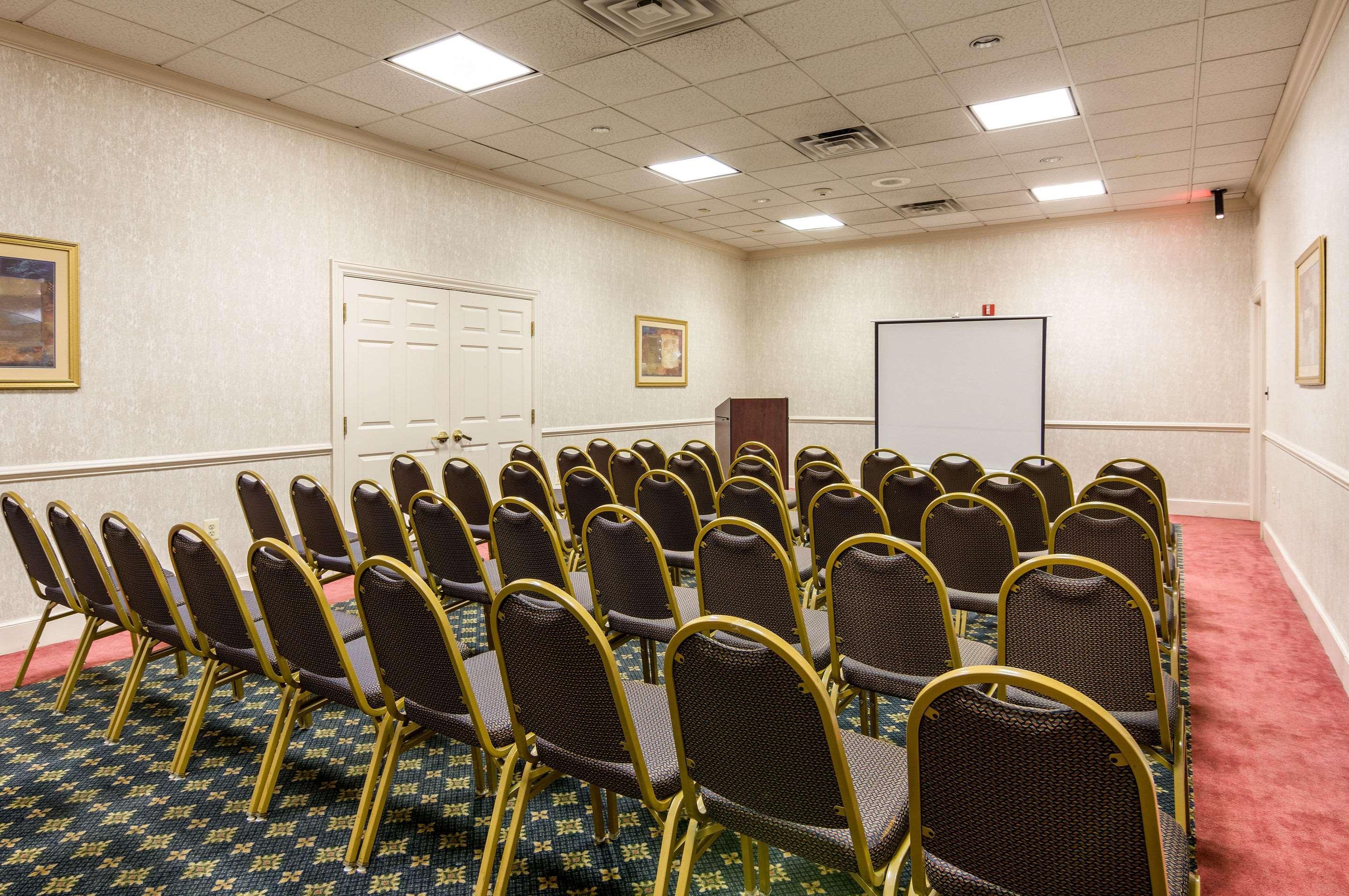 Quality Inn Near Joint Base Andrews-Washington Area Camp Springs Esterno foto