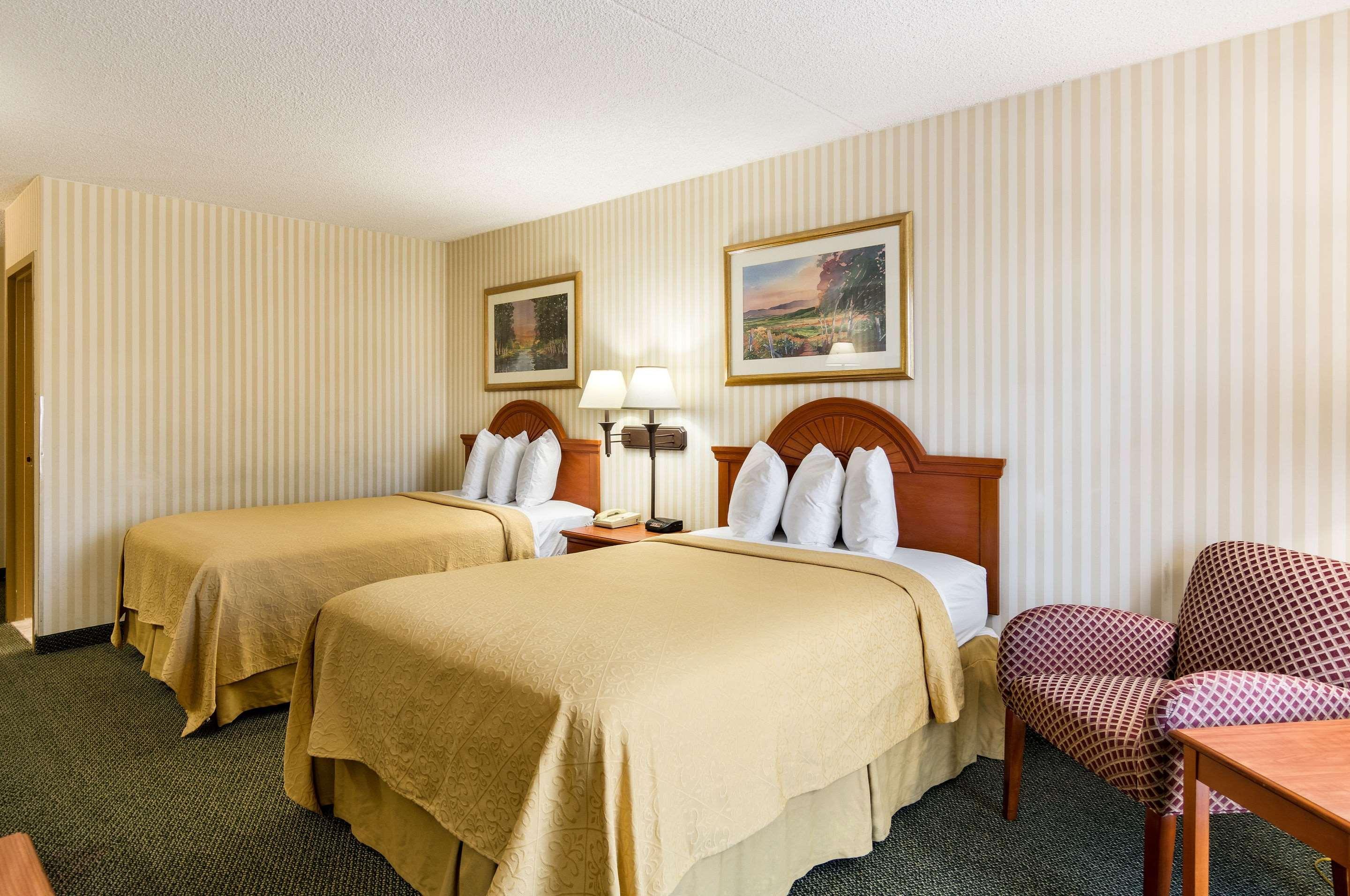 Quality Inn Near Joint Base Andrews-Washington Area Camp Springs Esterno foto