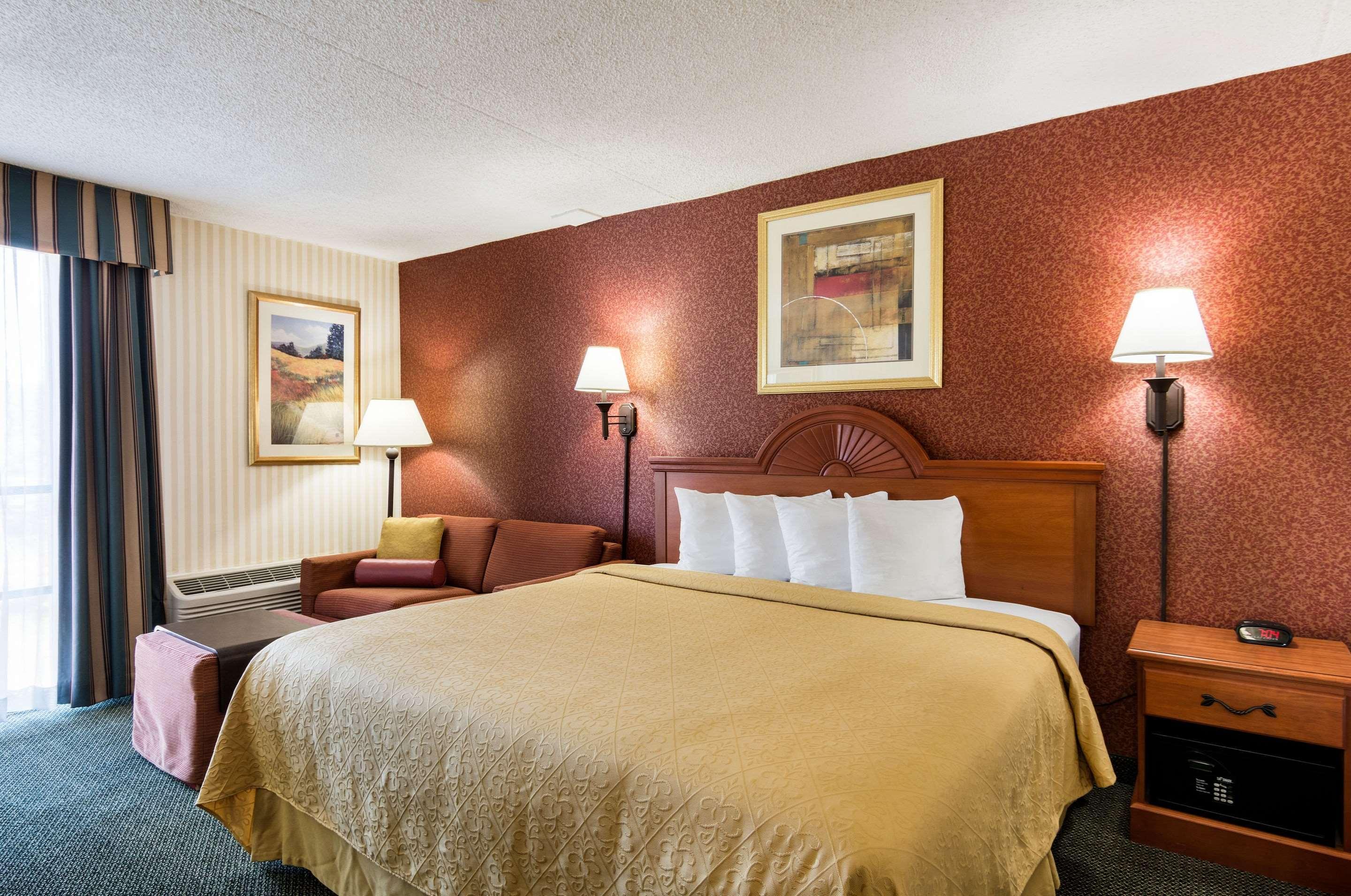 Quality Inn Near Joint Base Andrews-Washington Area Camp Springs Esterno foto