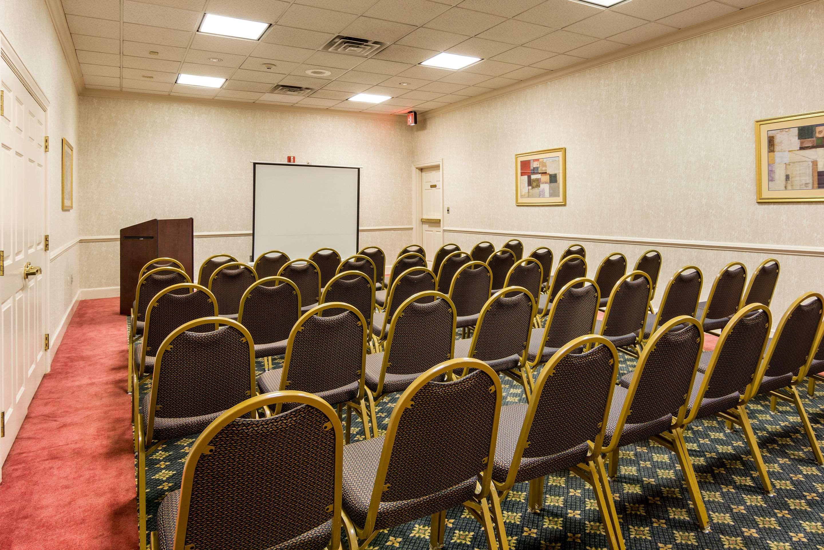 Quality Inn Near Joint Base Andrews-Washington Area Camp Springs Esterno foto